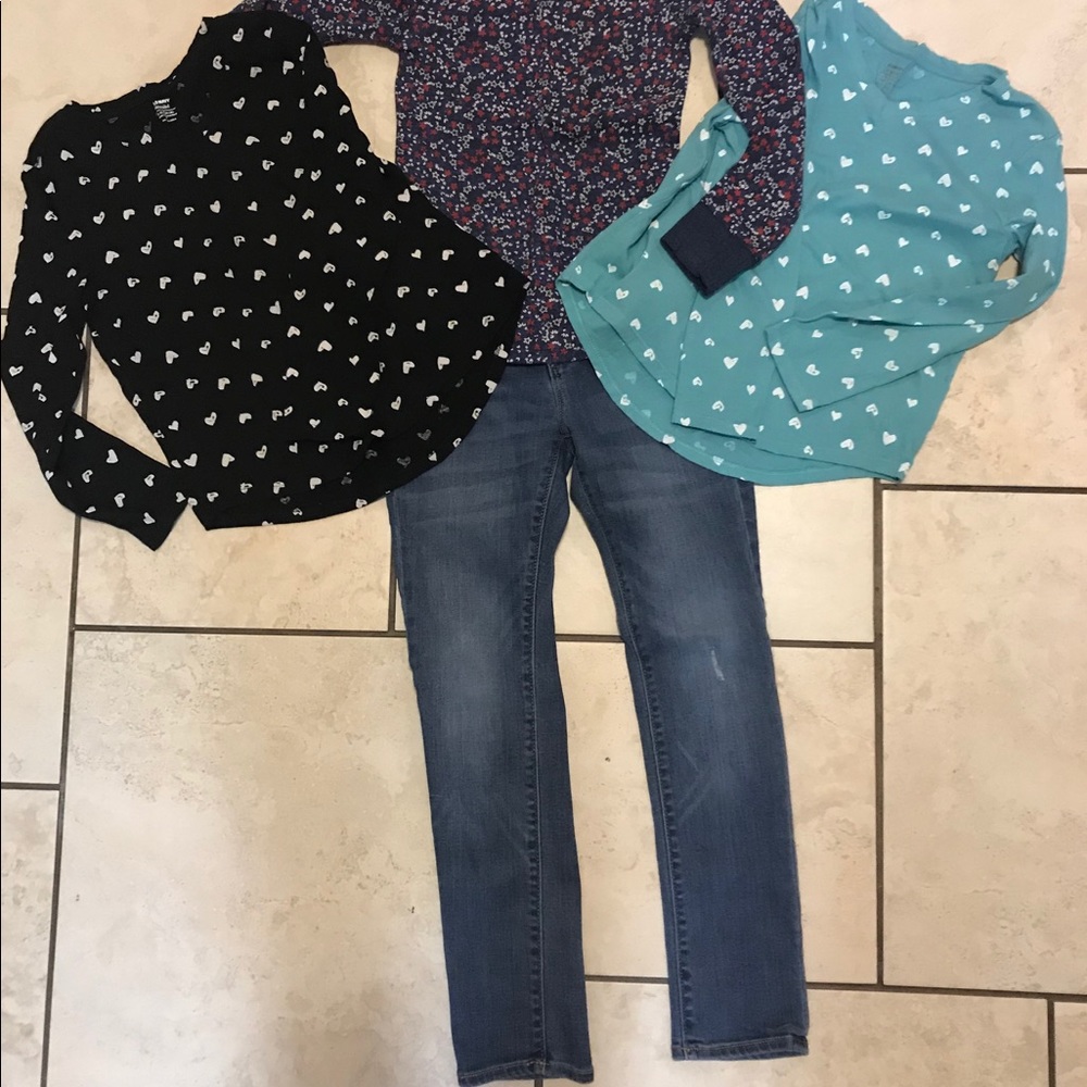 Girls size 8 Old Navy jeans and 3 Old Navy shirts